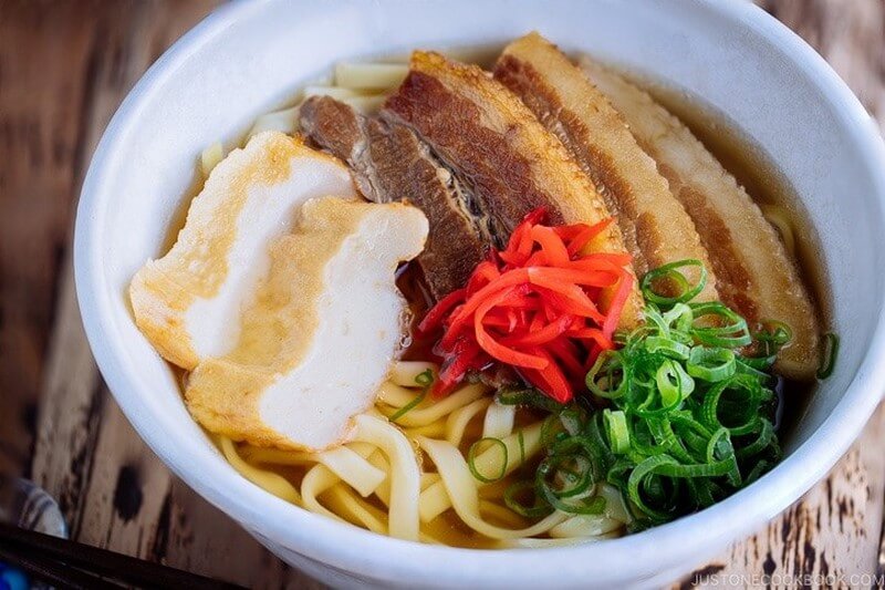 Món ăn Okinawa Soba rất hấp dẫn về mùi vị