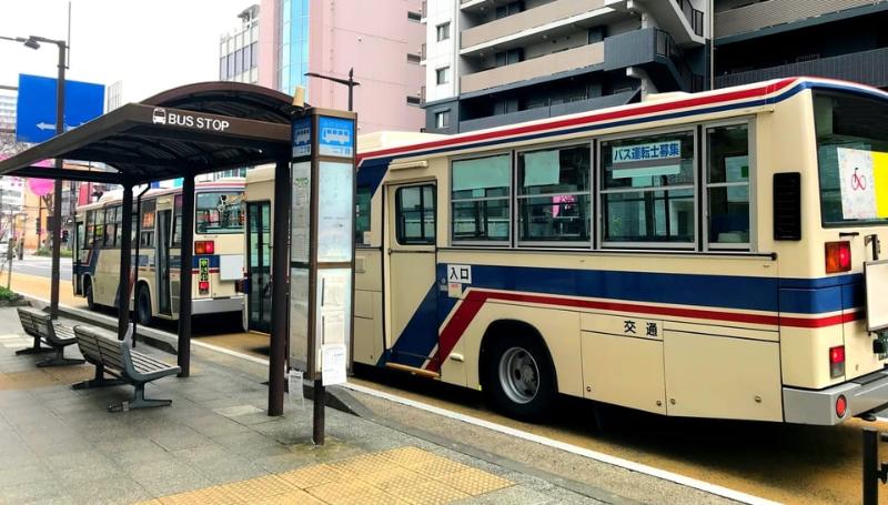 Xe buýt là phương tiện di chuyển phổ biến tại Nhật Bản